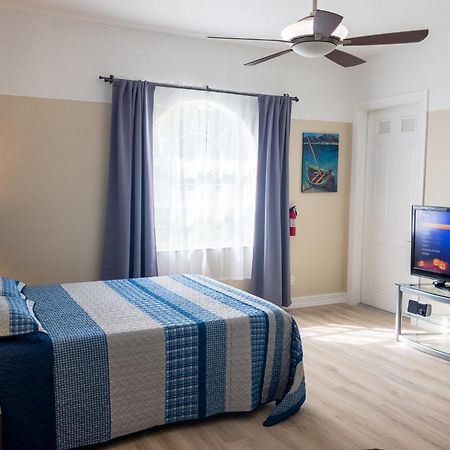White Orchid Apartments فورت مايرز المظهر الخارجي الصورة