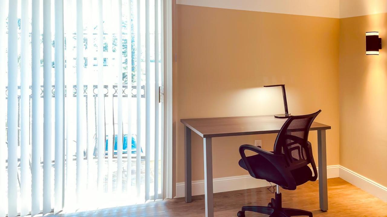 White Orchid Apartments فورت مايرز المظهر الخارجي الصورة